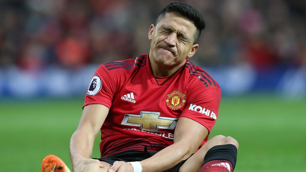 Medio inglés incluyó a Sánchez en el «peor once del siglo» del United