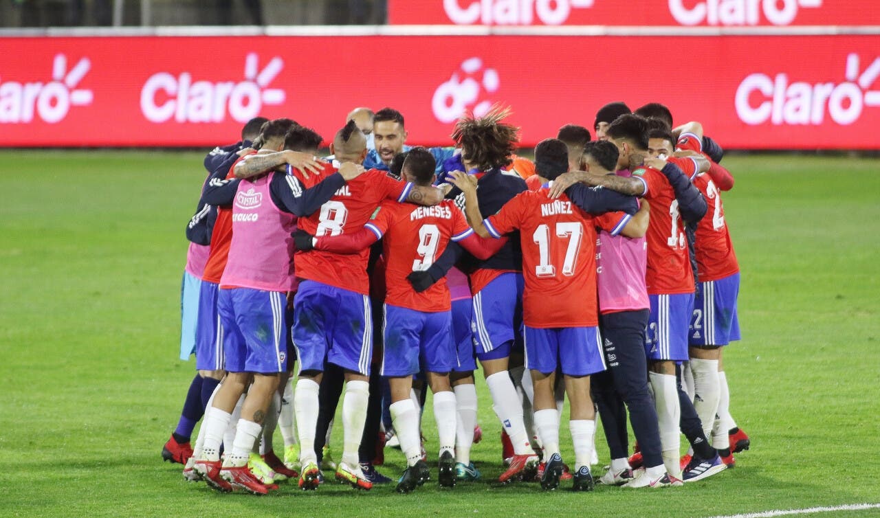La selección chilena perdió terreno en el ranking de la FIFA