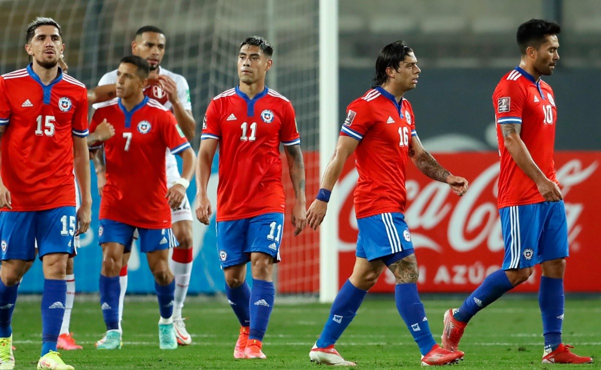 Medel el único suspendido: La formación de Chile para enfrentar a Paraguay