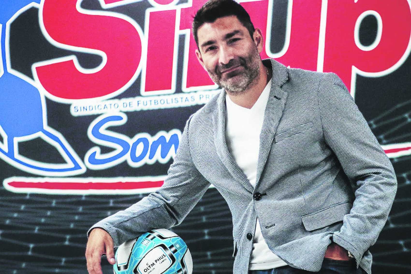 Fútbol chileno: Sifup levanta paro de futbolistas