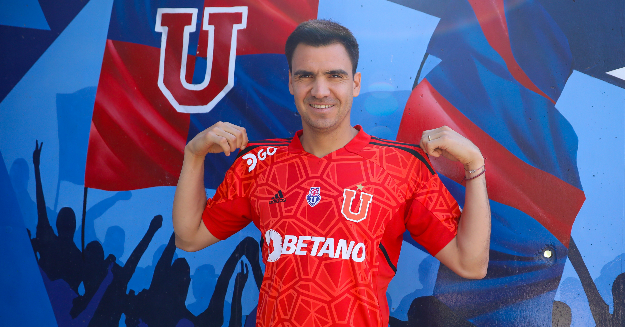 La ‘U’ hizo oficial el fichaje de Cristopher Toselli