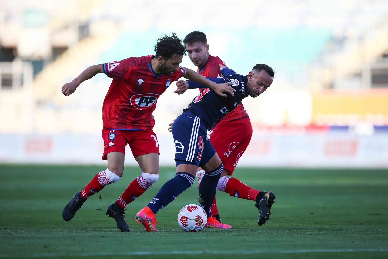 (Goles): La ‘U’ logró un trabajado empate frente a Huachipato