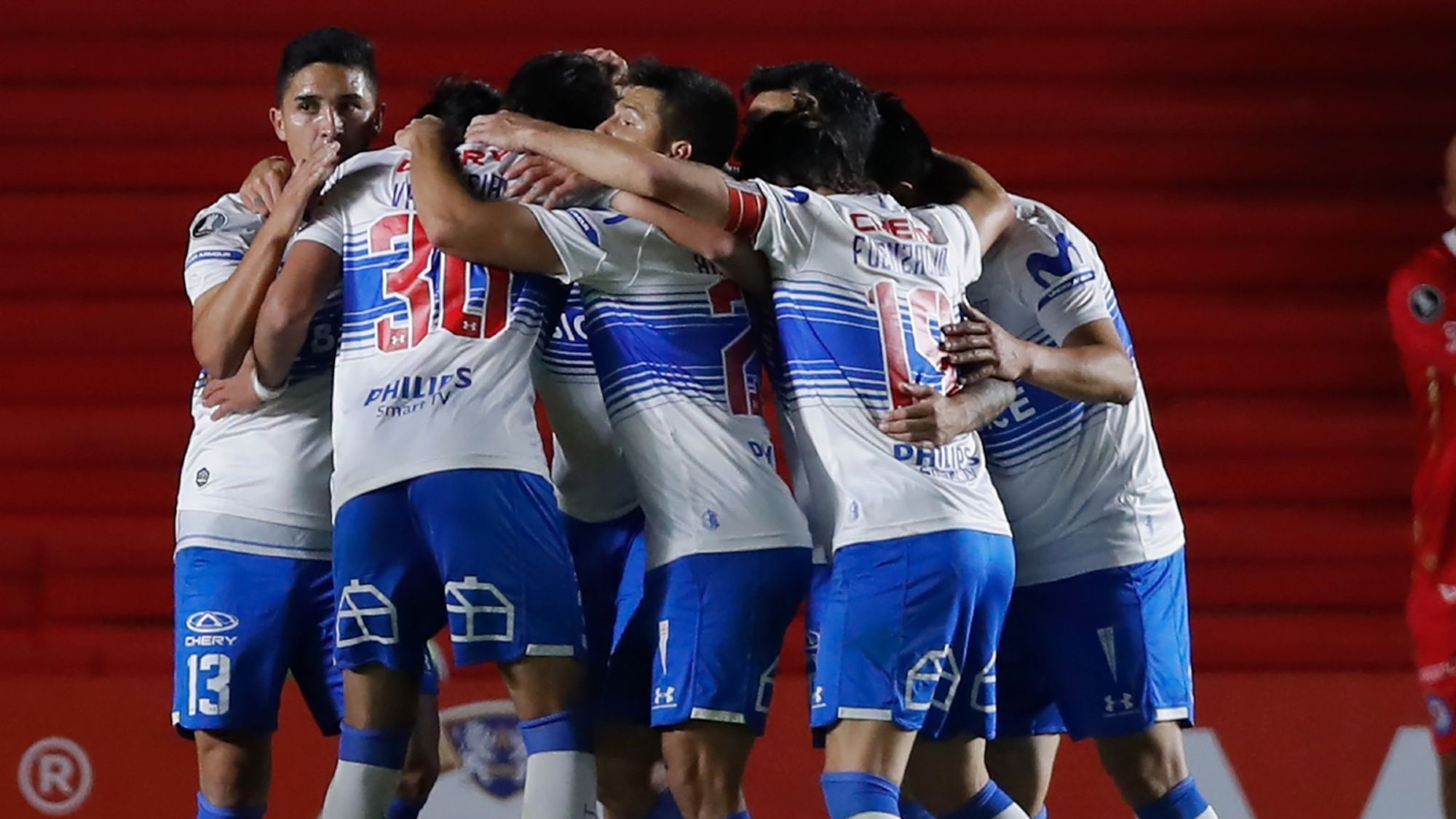 Previo a su duelo con Palestino, caso de covid preocupa en la UC