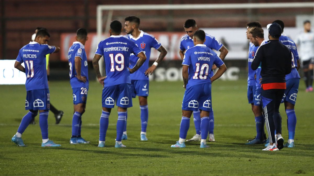 Ex técnico de Católica suena para llegar a Universidad de Chile