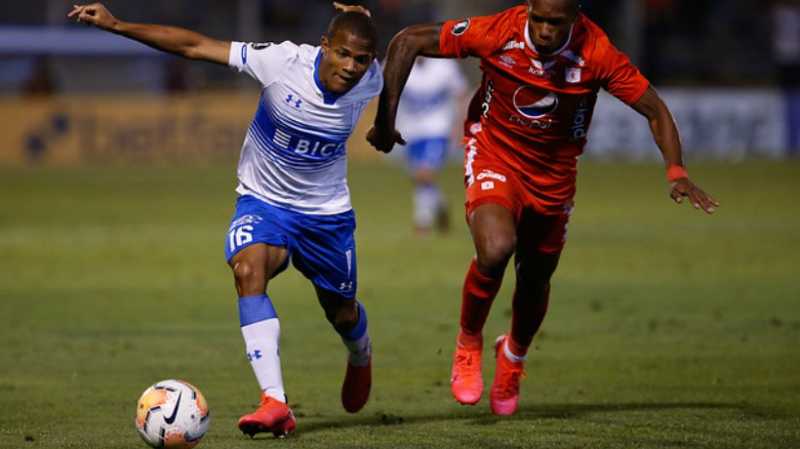 8 derrotas en 11 partidos suma Universidad Católica en Copa Libertadores