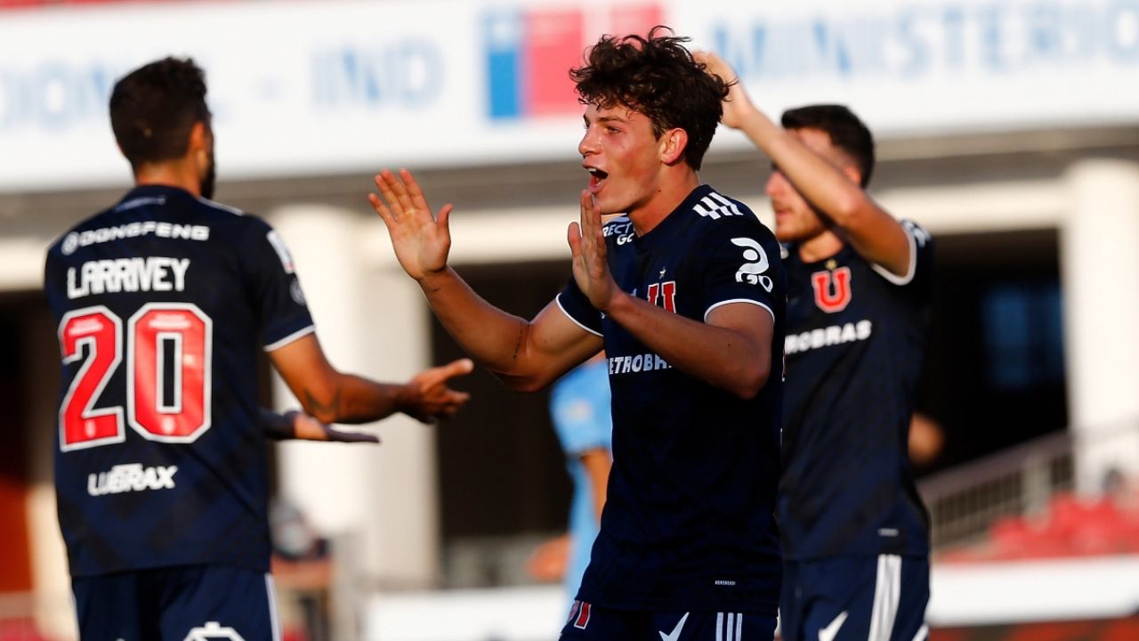 La ‘U’ tomaría drástica decisión con un criticado jugador