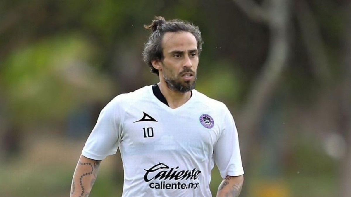 Jorge Valdivia y su debut en el Necaxa: «Se llama felicidad»