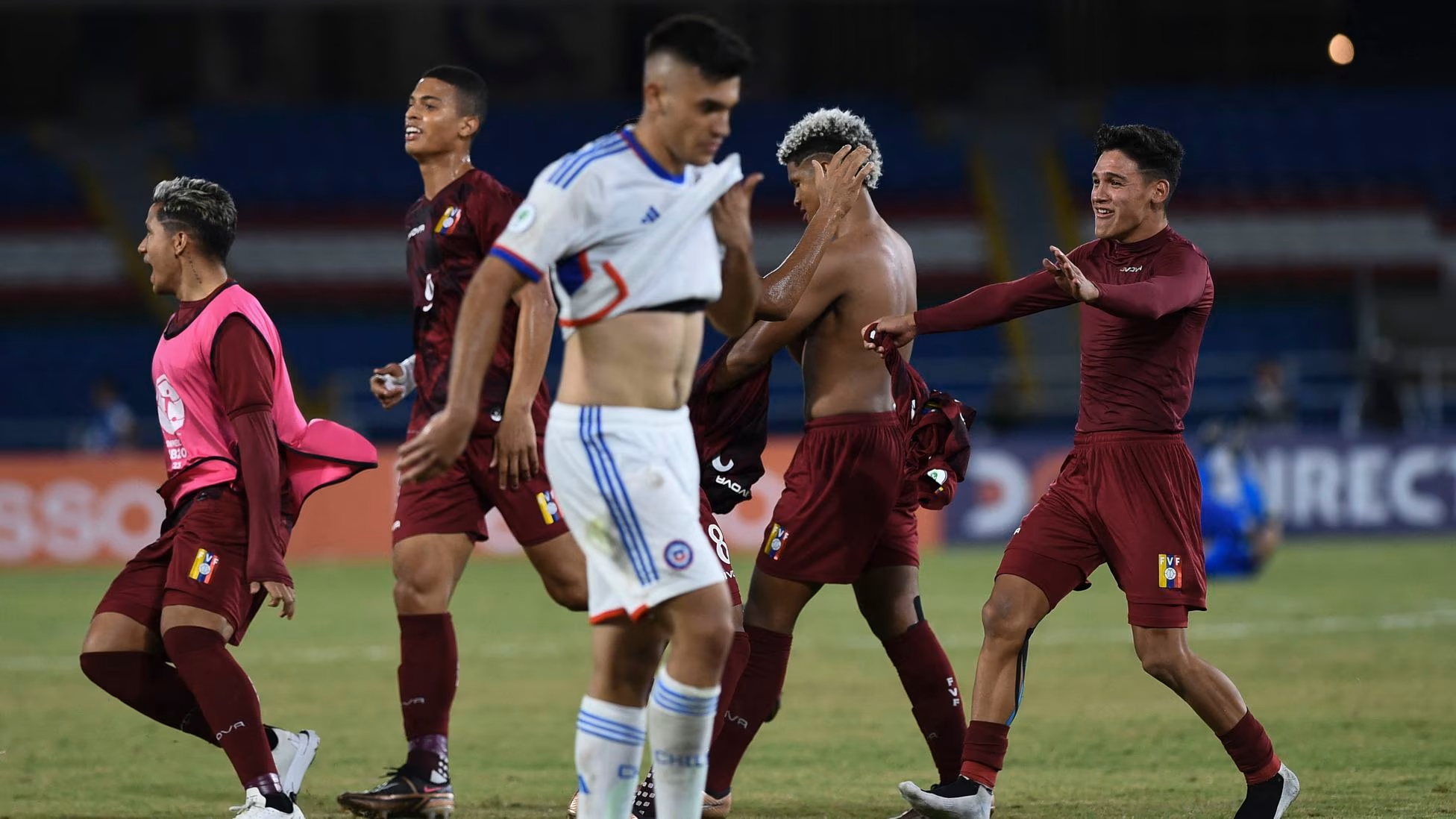 La Roja sub 20 fracasó al quedar eliminada del Sudamericano con Venezuela