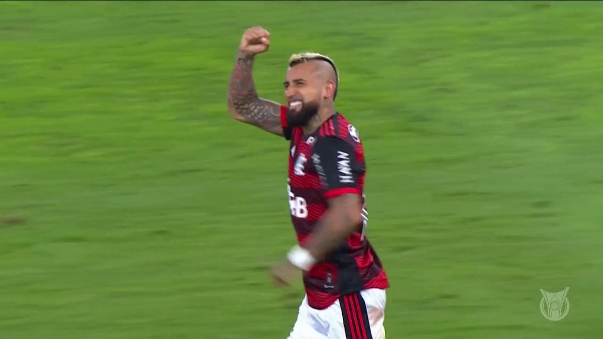 Video: Arturo Vidal anota su primer gol con el Flamengo