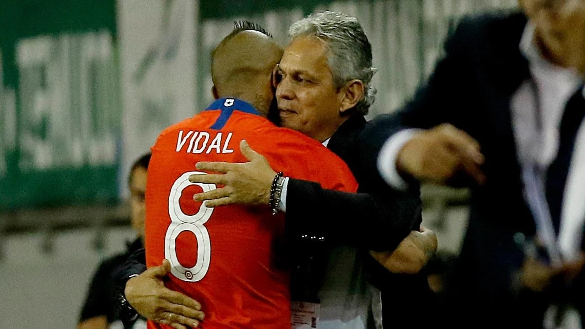 Vidal dedicó sentida despedida a Reinaldo Rueda