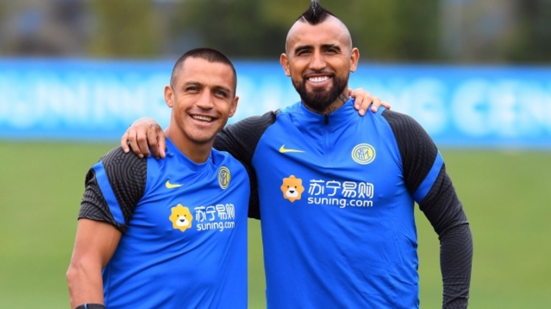 Arturo Vidal y Alexis Sánchez juntos en la práctica de Inter