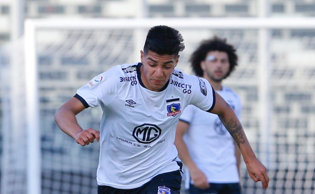 Papá de jugador albo critica a Quinteros: «Le hace daño a los jóvenes»