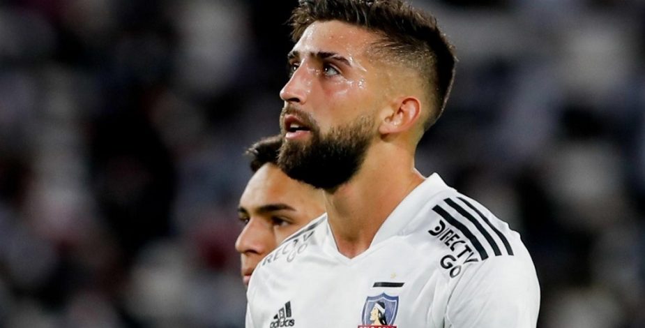 Colo Colo busca la salida de uno de sus jugadores para inscribir a Emiliano Amor