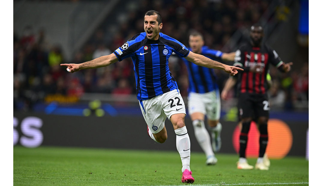 (Goles) Inter vence a Milan y pone un pie en la final de Champions League