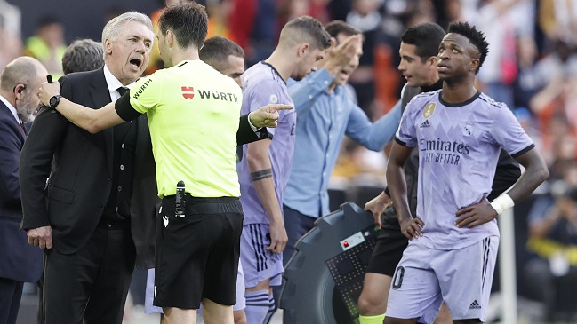 Valencia fue castigado por los insultos a Vinicius
