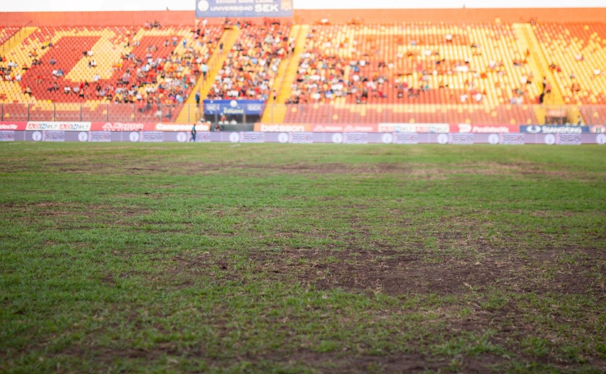 Canchero del Estadio Santa Laura renunció: «No siguen los consejos»