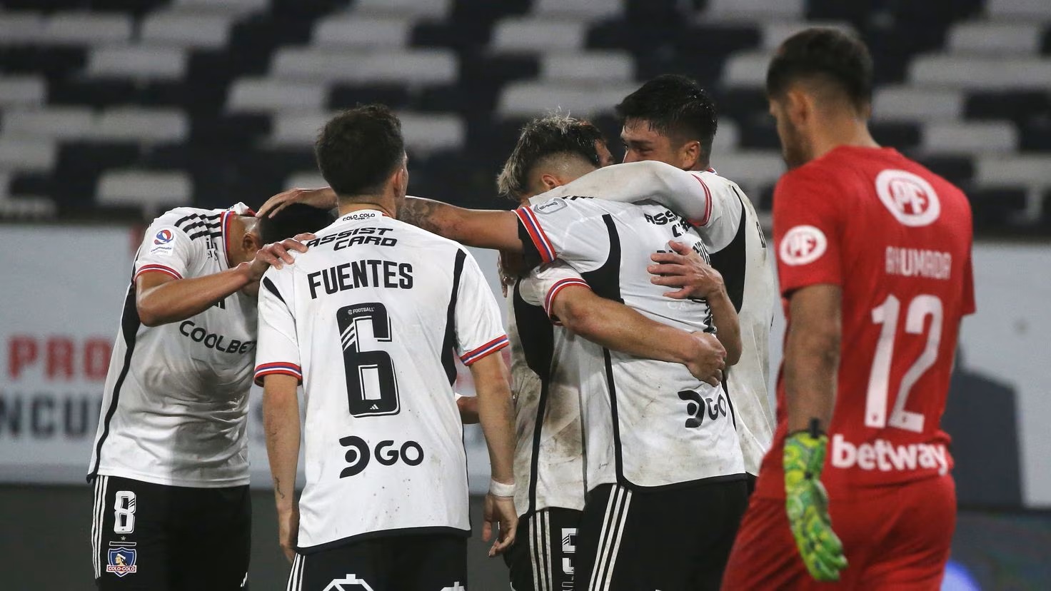 Confirman que jugador firmó su desvinculación de Colo Colo pese a intentos de la dirigencia de retenerlo
