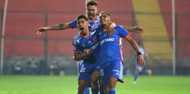 (Goles) Paliza azul: La ‘U’ golea a Católica en el clásico