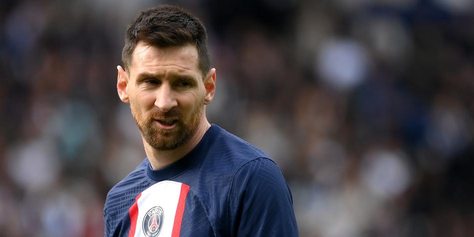 PSG confirma partida del Lionel Messi del club francés
