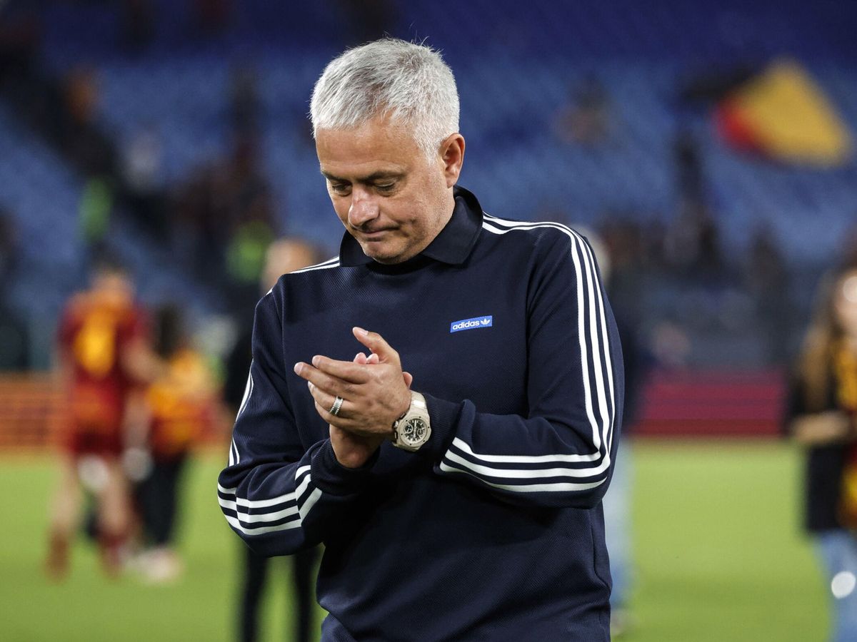 Lenguaje insultante y conducta impropia: UEFA entrega duro castigo en contra de José Mourinho