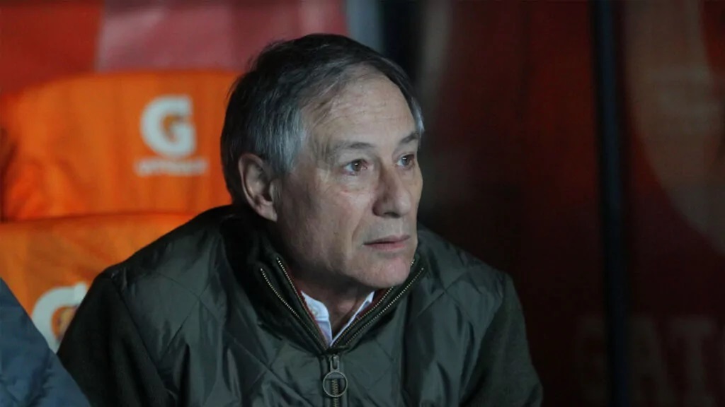 ariel holan despedido de catolica