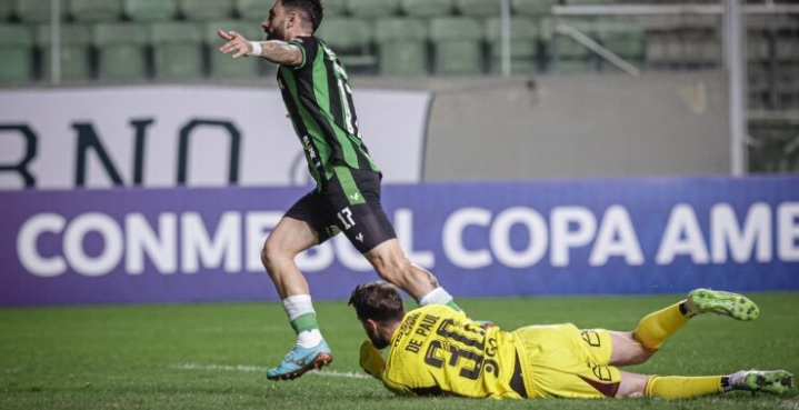 Goles: Colo Colo fue goleado por colista de Brasil y dijo adiós a Sudamericana