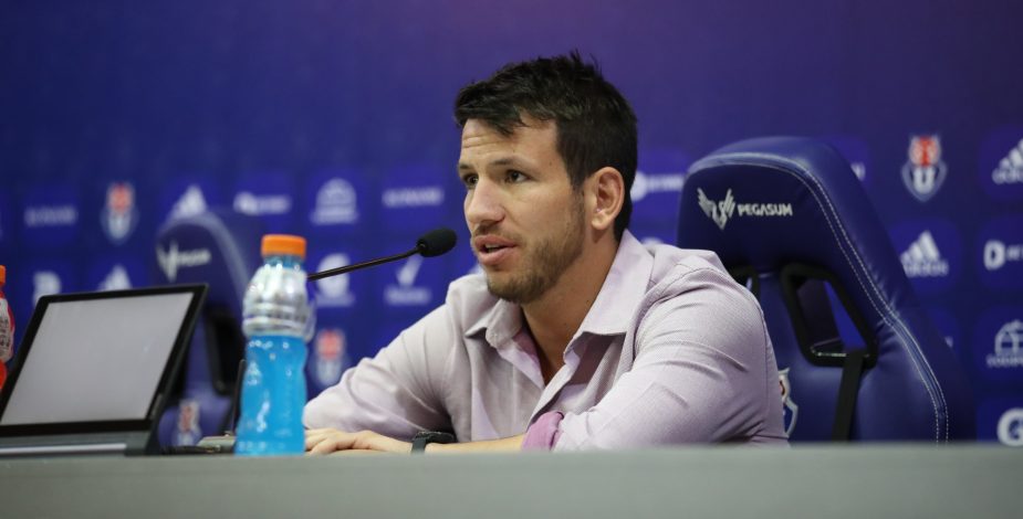Gerente deportivo cierra los refuerzos en la U: «Con este plantel creo que vamos a competir»