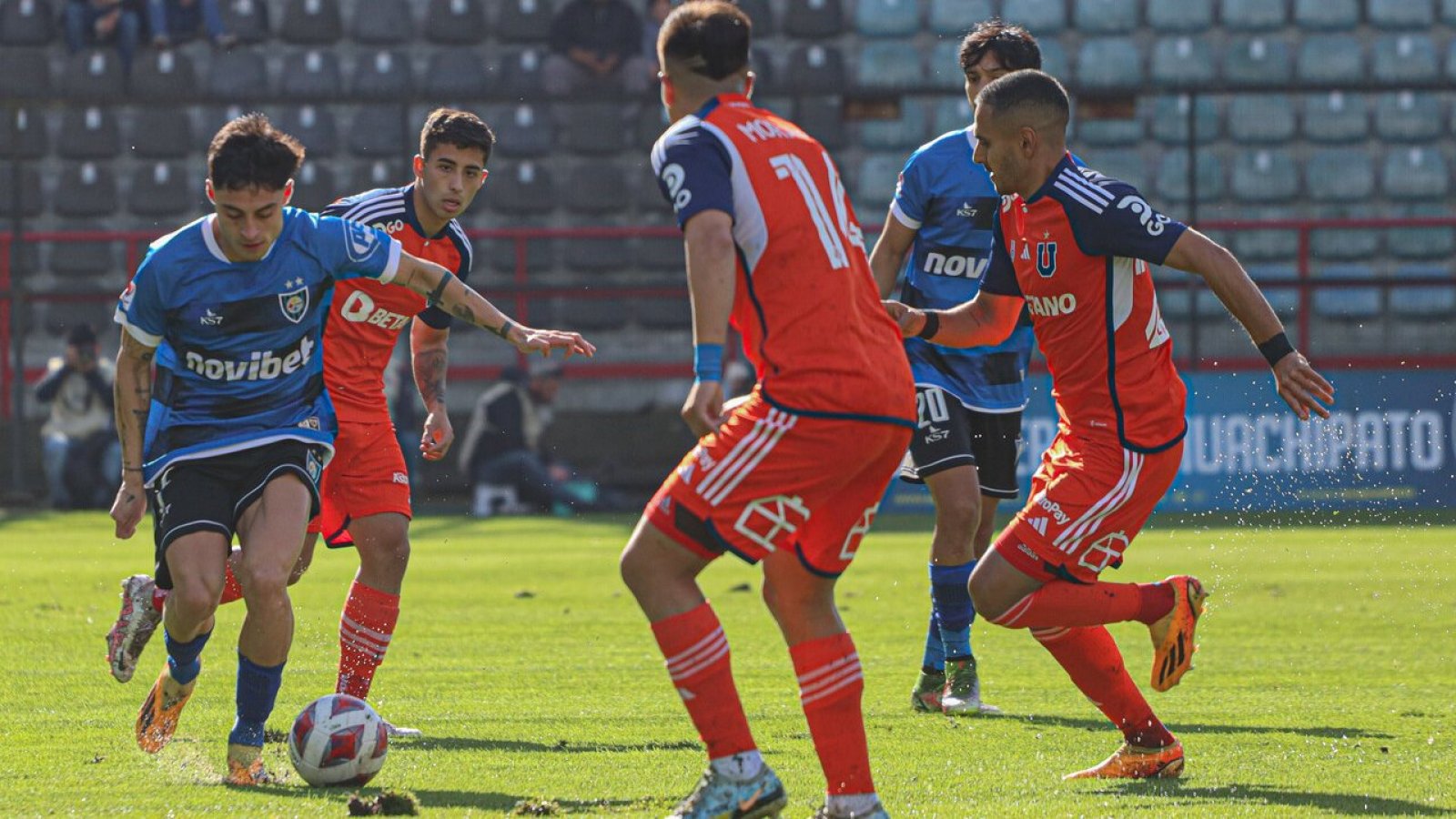 Revisa los goles de la 'U' que venció a Huachipato 1-2 y se metió en la