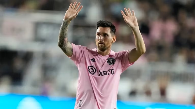 Tensión en Florida: Vandalizaron un mural con la imagen de Lionel Messi en Miami