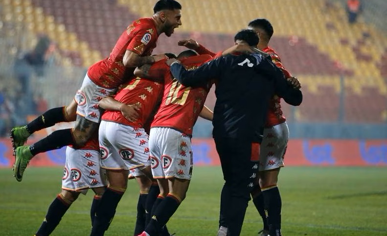 Goles: Unión Española bajó a la ‘U’ del liderato con sólida goleada