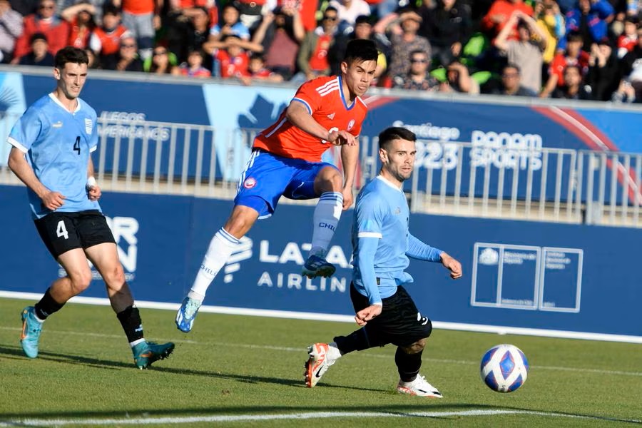 chile vence a auruguay en santiago 23