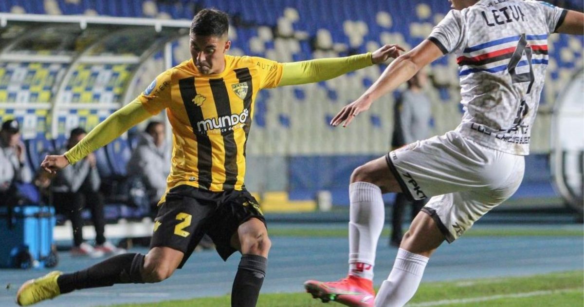 Fernández Vial denuncia a Deportes Melipilla por «pagos en negro» a futbolistas