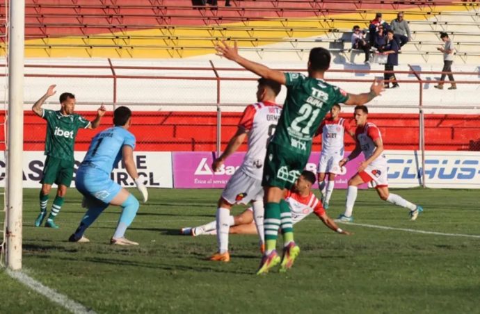 san felipe vence a wanderes