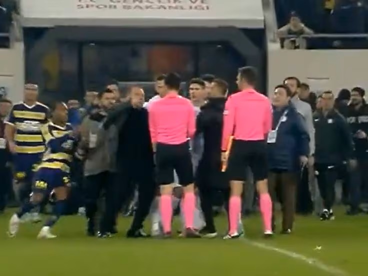 agresion arbitro