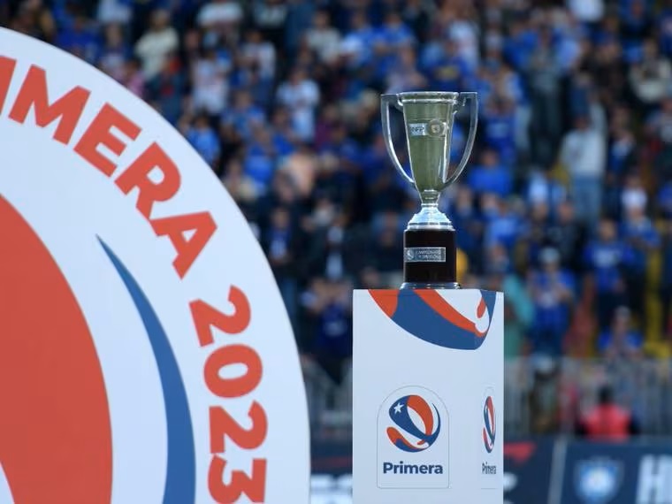 Gremio de entrenadores rechaza la nueva regla de 6 extranjeros en cancha