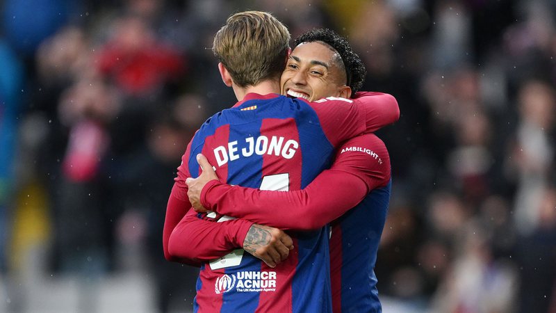 (Goles) Barcelona gana al Getafe y sigue al acecho del Real Madrid en La Liga española