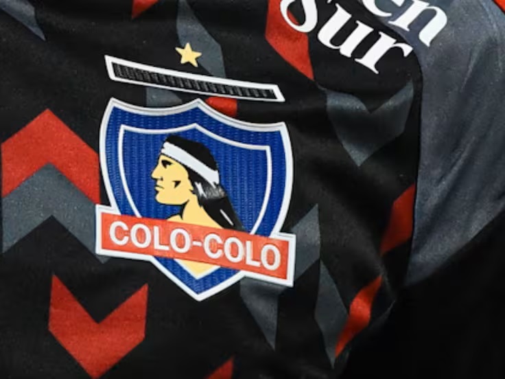 Filtran la nueva camiseta alternativa de Colo Colo para la temporada 2024