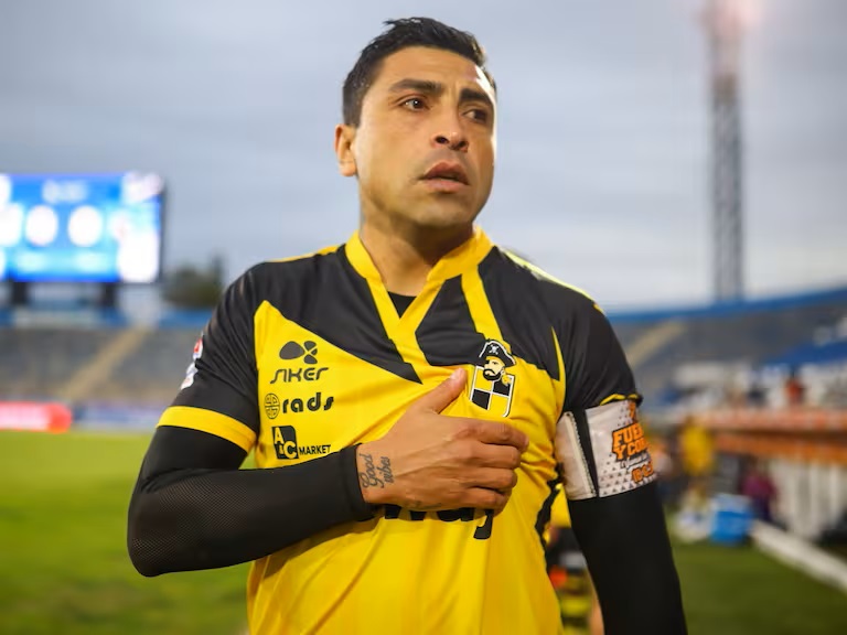 Gonzalo Jara y su posible retiro del fútbol tras no encontrar club para el 2024