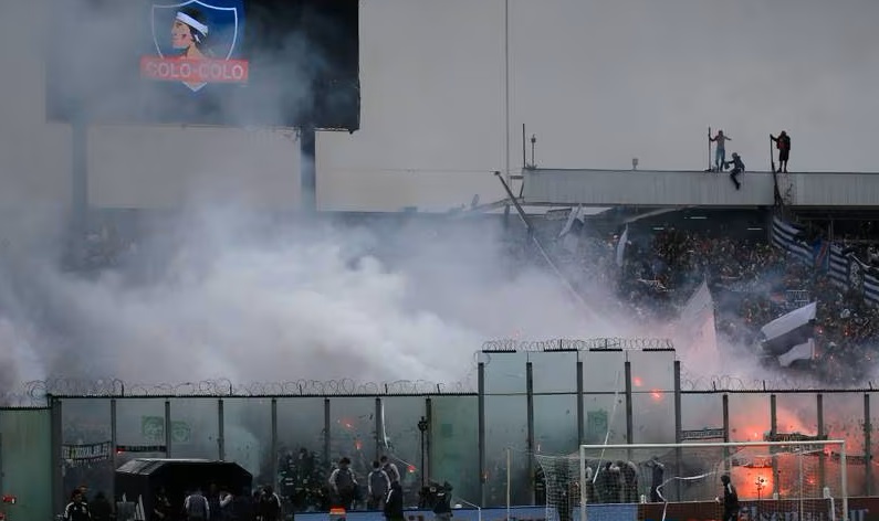 hinchada colocolo