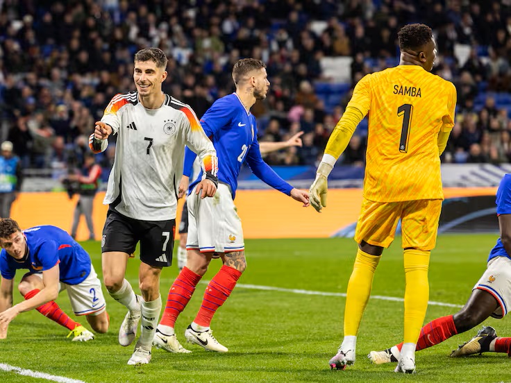 (Goles) Francia pierde ante Alemania y suma dudas para el duelo con Chile