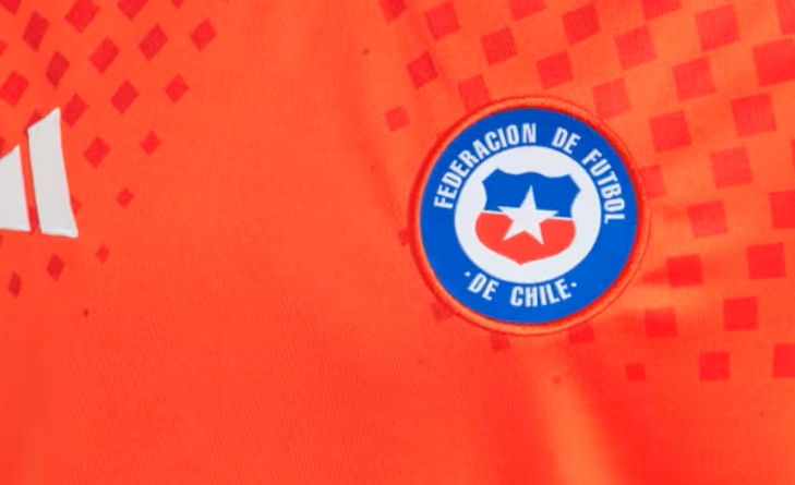 camiseta la roja