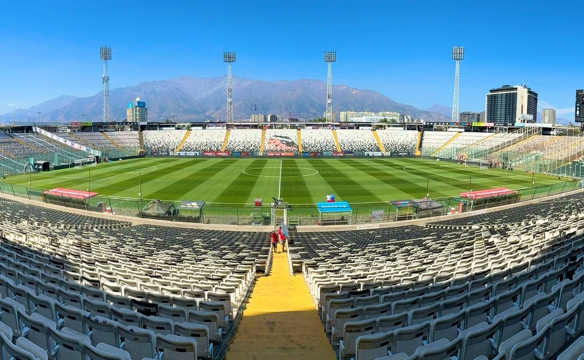 Estado del césped del Monumental fue informado a la Conmebol y peligra para la Copa Libertadores
