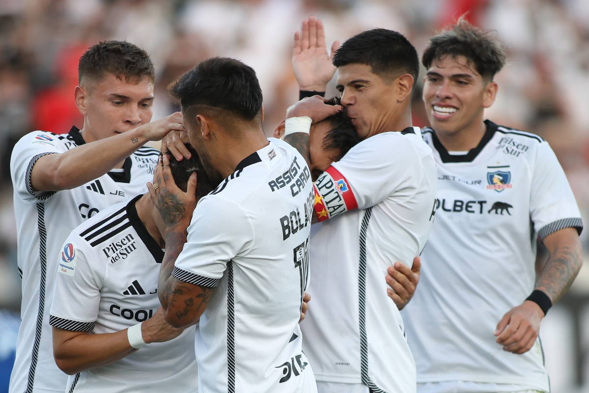 La formación de Colo Colo para visitar a Sportivo Trinidense por Copa Libertadores