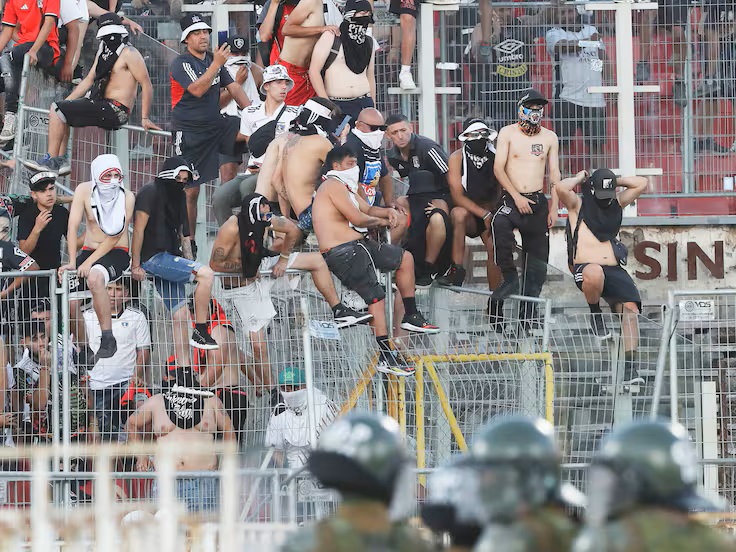 hinchas colocolo