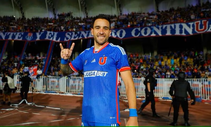 Cada día más azul: Matías Zaldivia sorprende con arenga previo al Superclásico ante Colo Colo