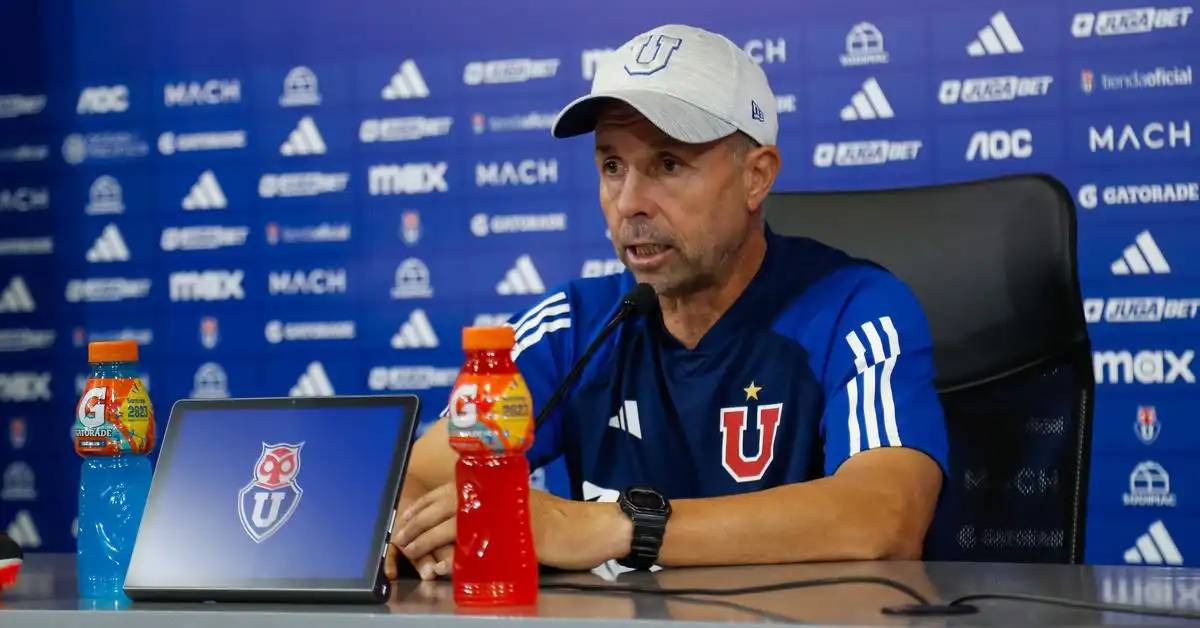 Las razones de Gustavo Álvarez para hacer debutar como titular a un juvenil de la ‘U’