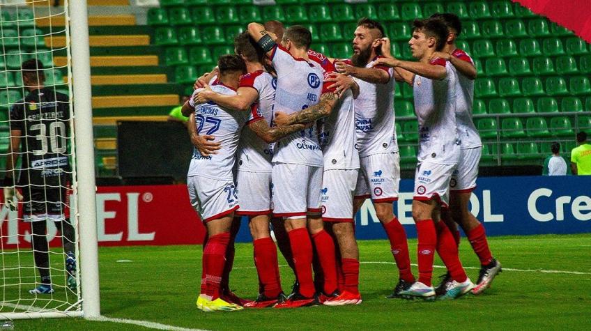 Unión La Calera vs Everton: cuándo y dónde ver en vivo el partido por