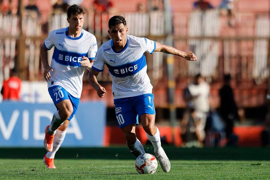 La formación de Tiago Nunes para que la UC enfrenta a Deportes Iquique