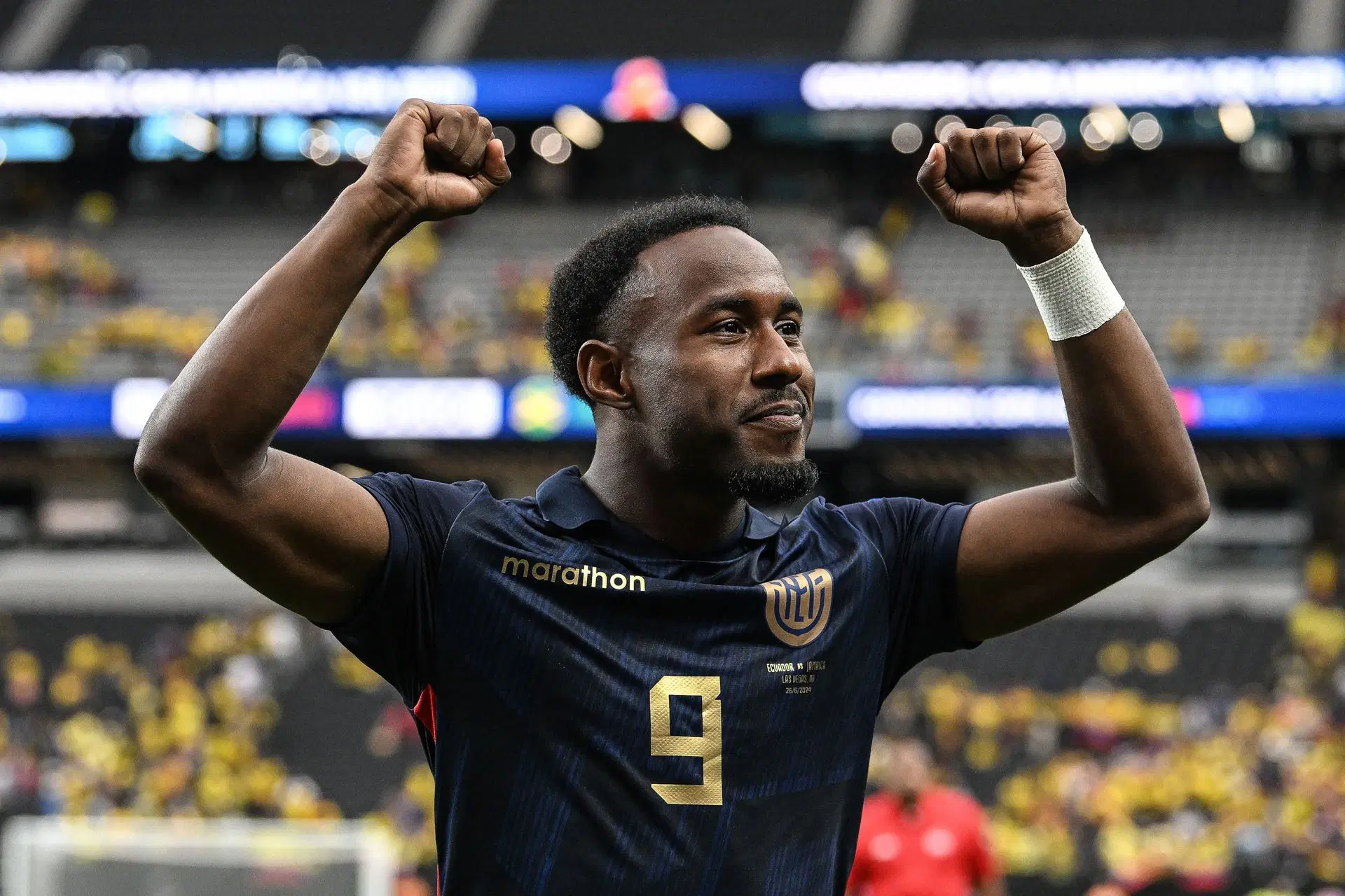 ecuador vence a jamaica