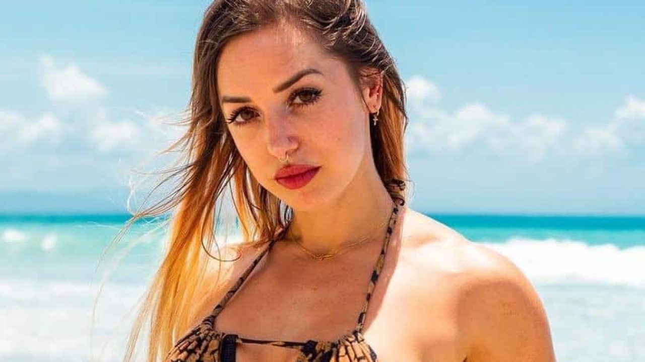 Jessica Pires posa en sensuales fotos con diminuto bikini - Tecache.cl